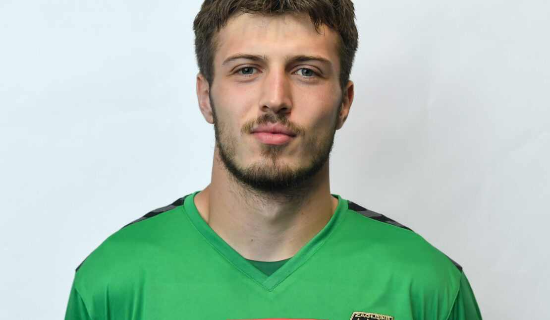 <br />
<b>Warning</b>:  Illegal string offset 'alt' in <b>/home/virtualki/207183/wp-content/themes/zaglebie/single-pilka-players.php</b> on line <b>36</b><br />
h