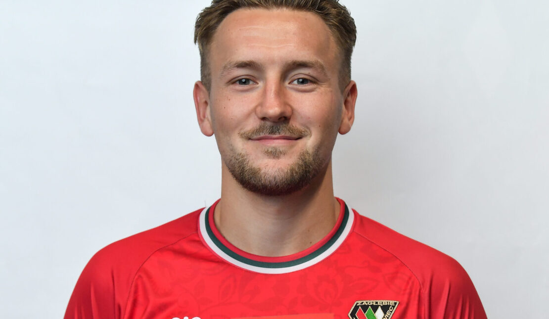 <br />
<b>Warning</b>:  Illegal string offset 'alt' in <b>/home/virtualki/207183/wp-content/themes/zaglebie/single-pilka-players.php</b> on line <b>36</b><br />
h